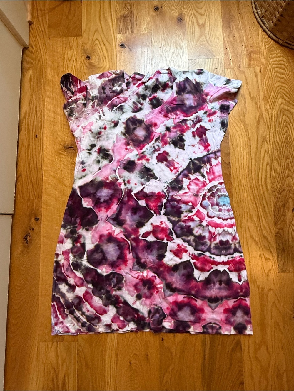 Tie-Dye Short Sleeve TShirt Dress - Pink & Purple